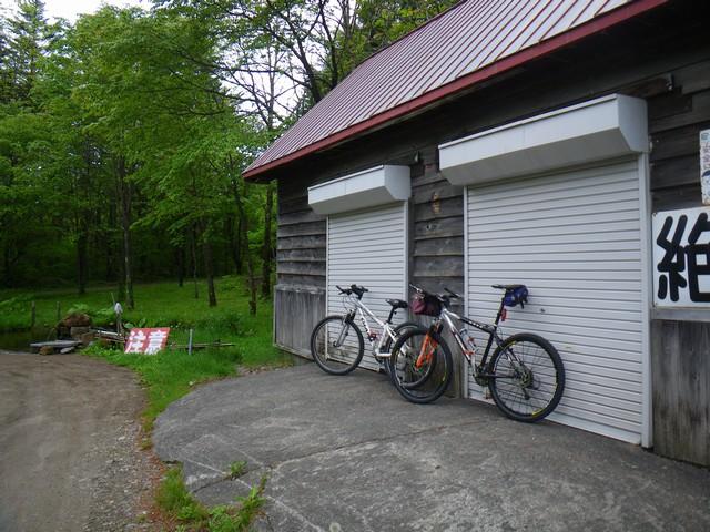 インクラの滝~新緑