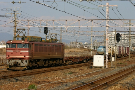 関西の列車(EF81貨物)