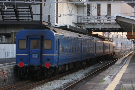 岡山の列車(なは編成返却回送)