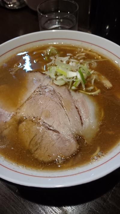 にぼる