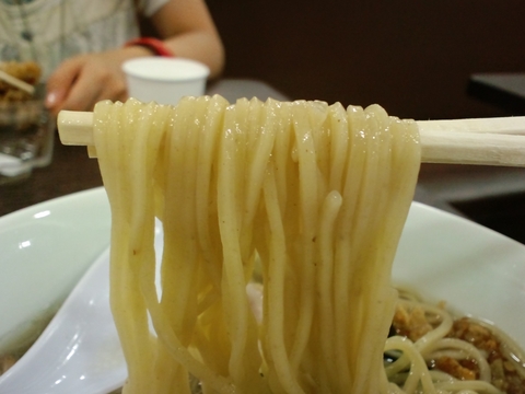 創彩麺屋 野の実 (東名足柄SA)　煮玉子塩らぁ麺