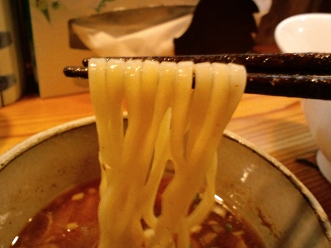 麺行使 伊駄天 (静岡店)　焼葱と秋刀魚の燻し醤油らー麺