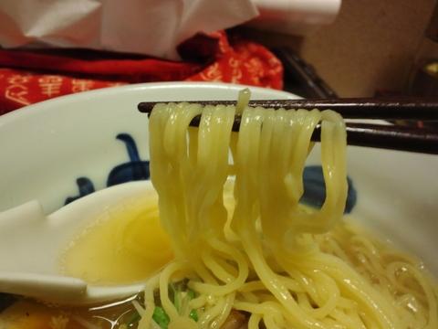 与ろゐ屋 (浅草) 柚子切り塩らーめん
