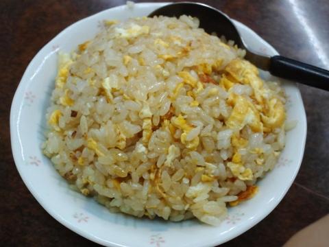 上海飯店 (大森海岸) 五目ソバ+半チャーハン