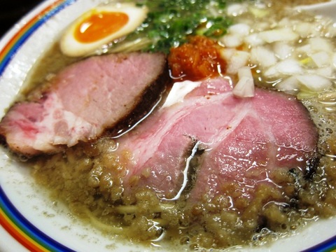 背脂煮干そば 晴 (大森) 背脂煮干そば