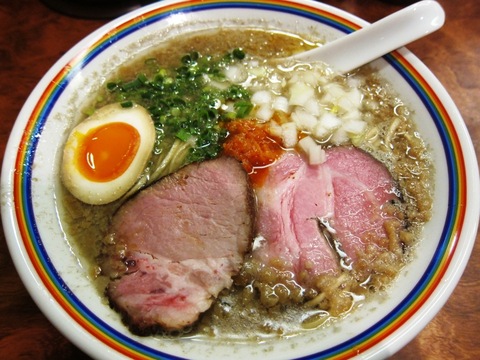 背脂煮干そば 晴 (大森) 背脂煮干そば