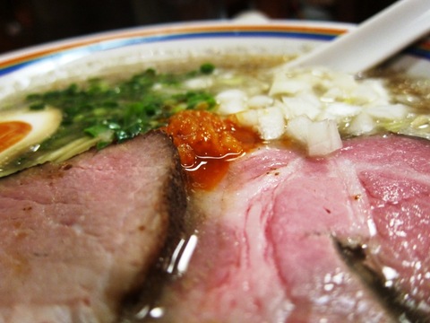 背脂煮干そば 晴 (大森) 背脂煮干そば
