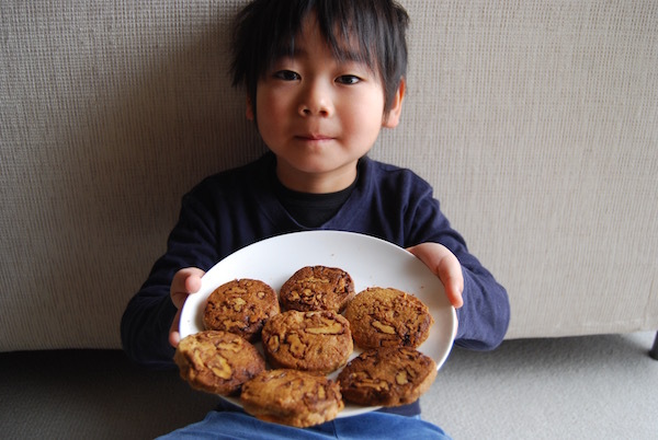 子供と作った「キャラメル胡桃クッキー」が美味すぎて