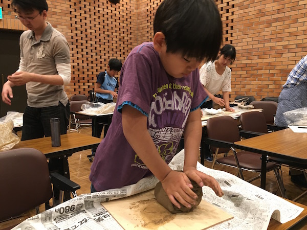 ドッキドキ！縄文式土器を作ってみよう！　北海道博物館
