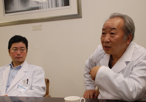 「脳神経外科塾」を開講したカリスマ医師、上山博康を直撃