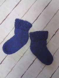 靴下編みました