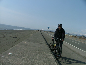 MTBで100km.(苫小牧~白老~登別)