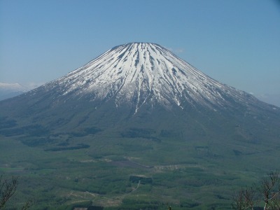 尻別岳(1107.4m)