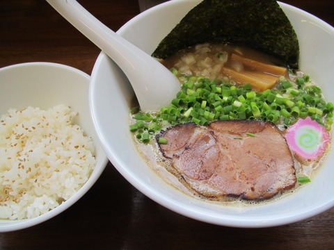 豚骨 SUPER STAR