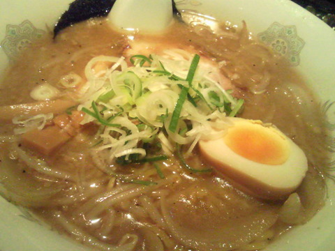 麺くれや【移転】