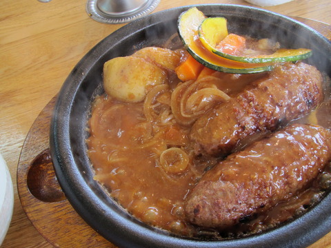 炭火焼きハンバーグ牛吉