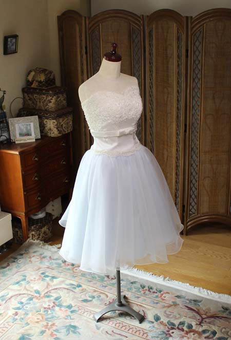 ミモレ丈のウェディングドレス 2wayスタイルドレス