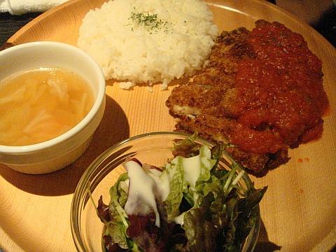 WALL CAFE DINING