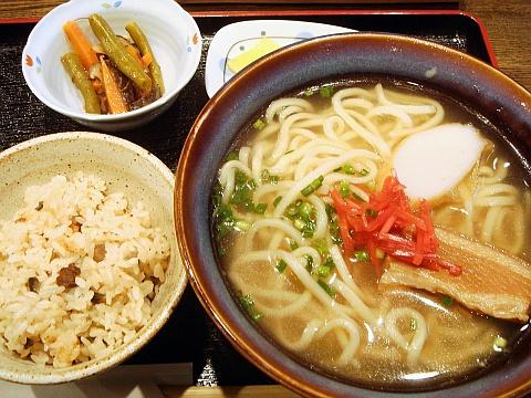 琉球食館うちなぁー本店