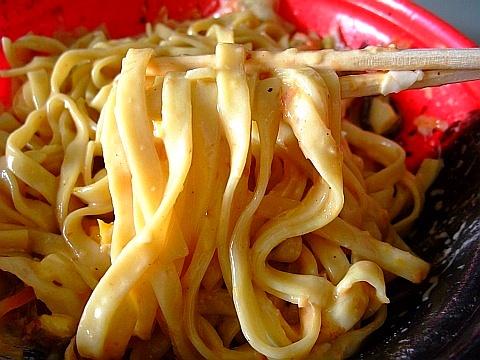 山嵐濃厚まぜめん(背油入)
