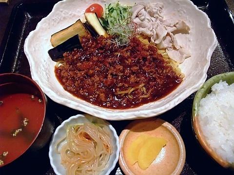 わさび《ランチ:ジャージャー麺》